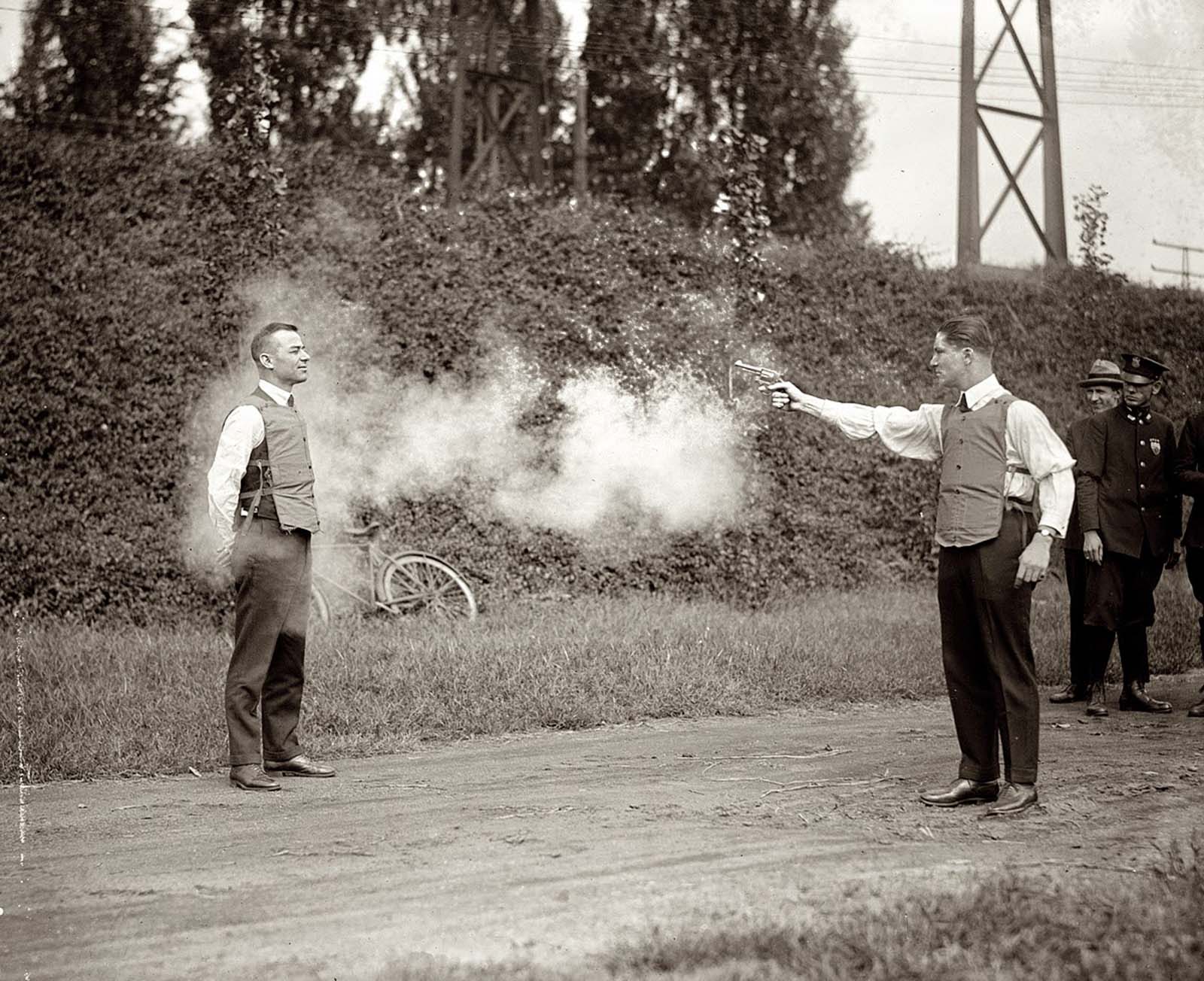 testing a bulletproof vest, 1923 (1)